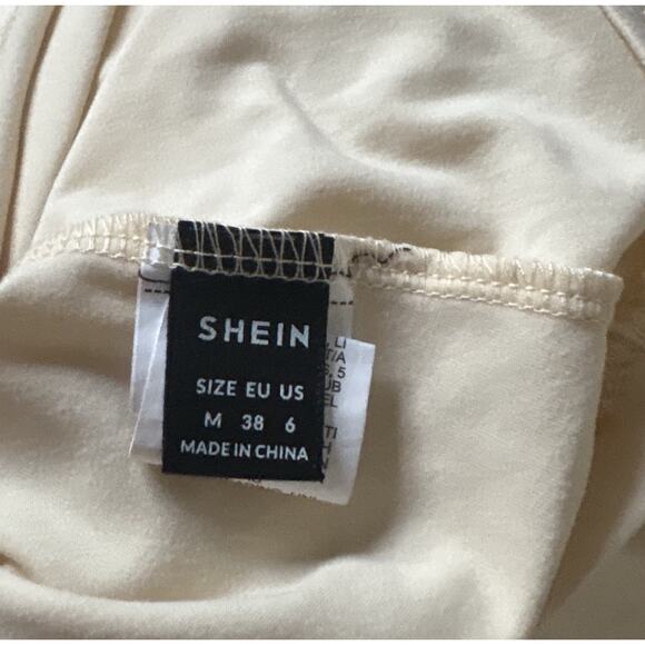 SHEIN Womens Size Medium Short Sleeve Happy Fri-Yay Crew Neck T Tee Shirt - Picture 7 of 7